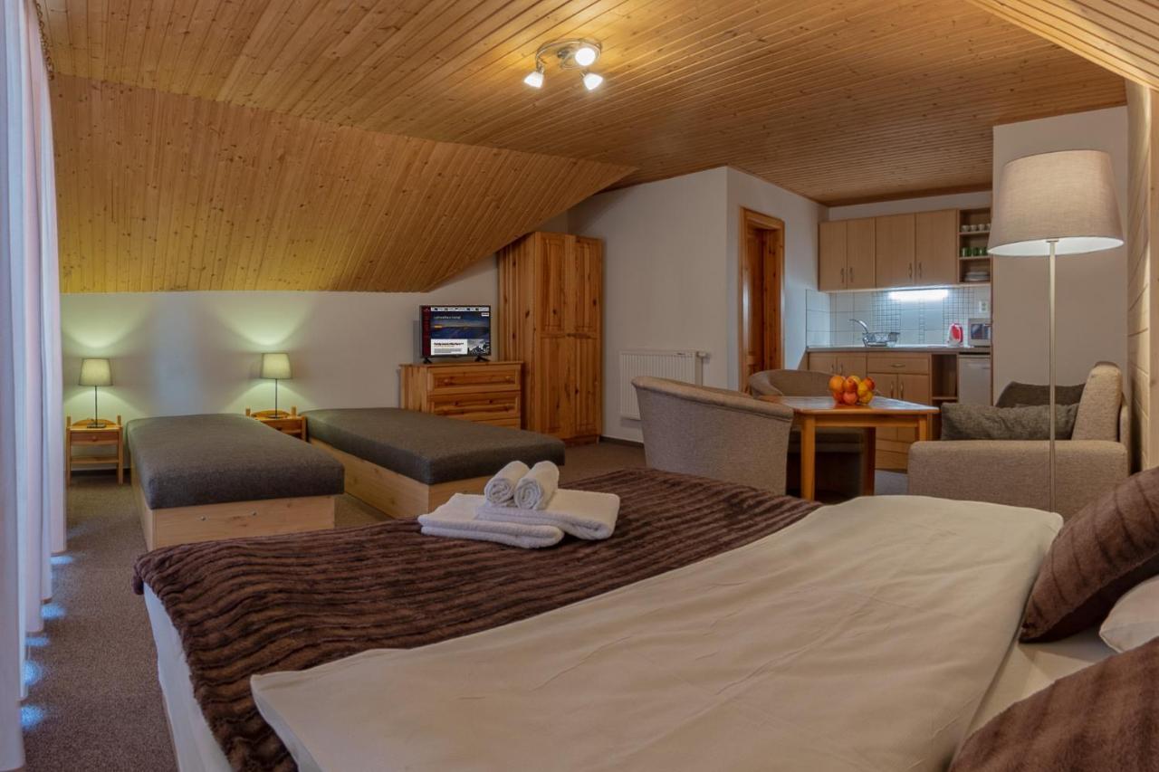 Apartmany A Studia Villa Flora Liptovská Sielnica المظهر الخارجي الصورة