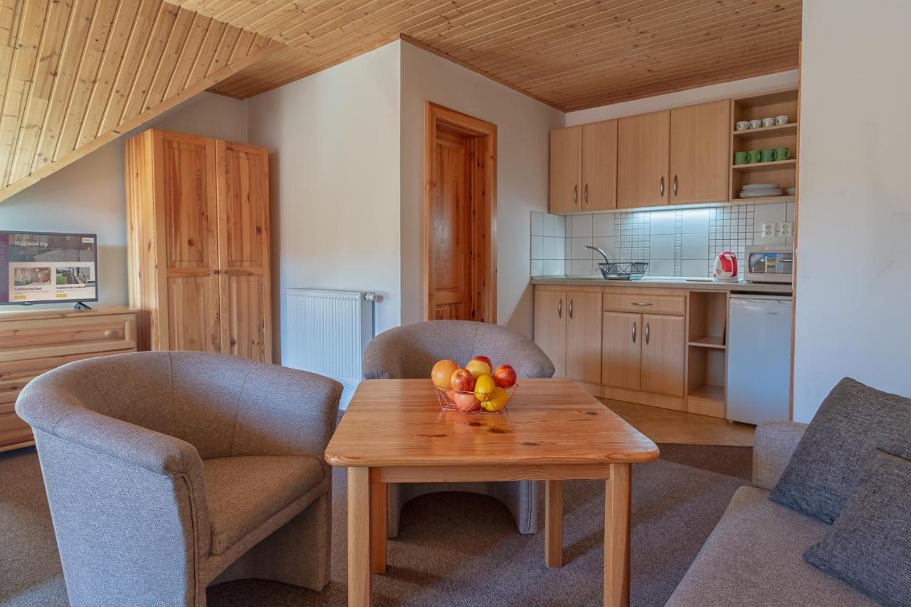 Apartmany A Studia Villa Flora Liptovská Sielnica المظهر الخارجي الصورة