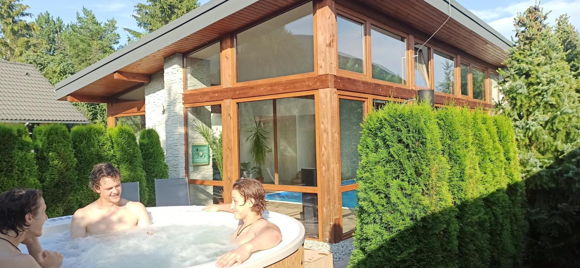 Apartmany A Studia Villa Flora Liptovská Sielnica المظهر الخارجي الصورة