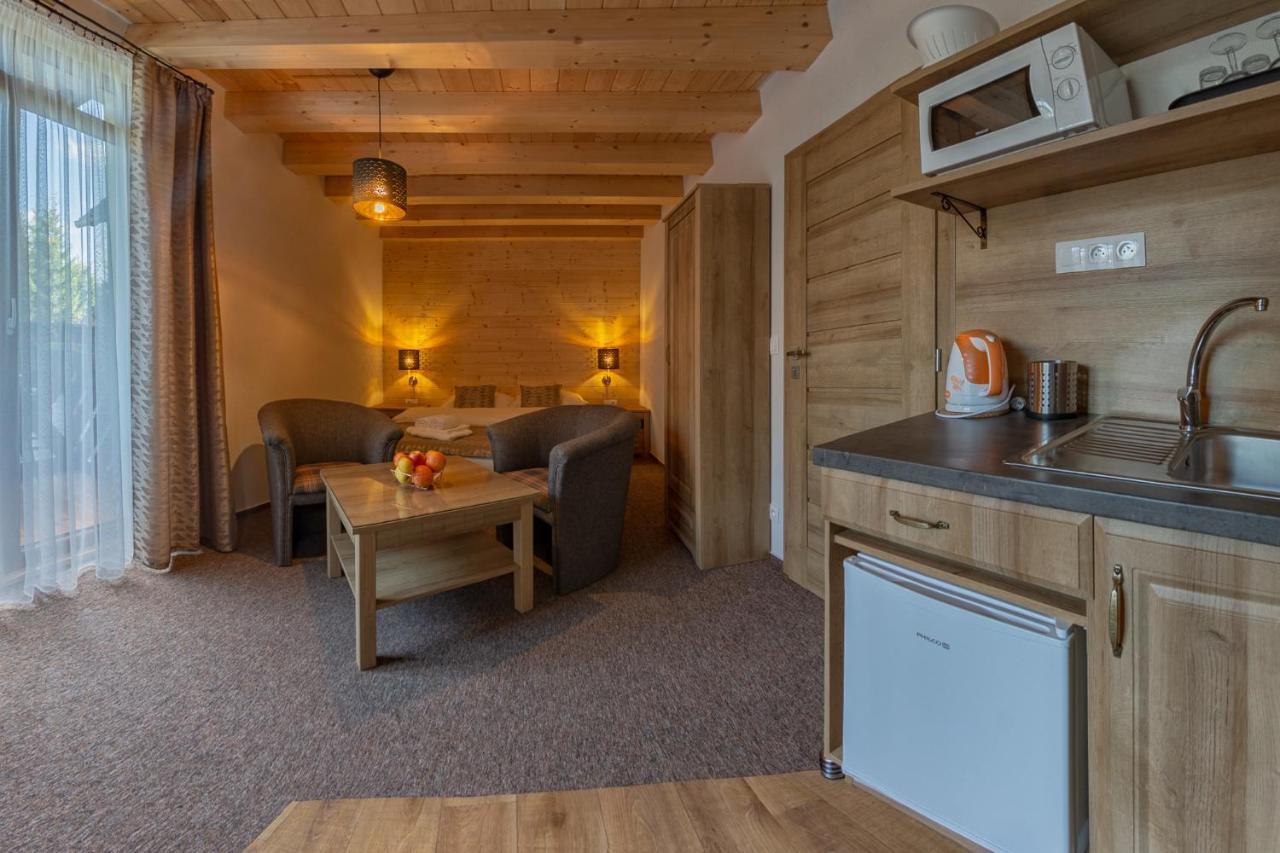 Apartmany A Studia Villa Flora Liptovská Sielnica المظهر الخارجي الصورة