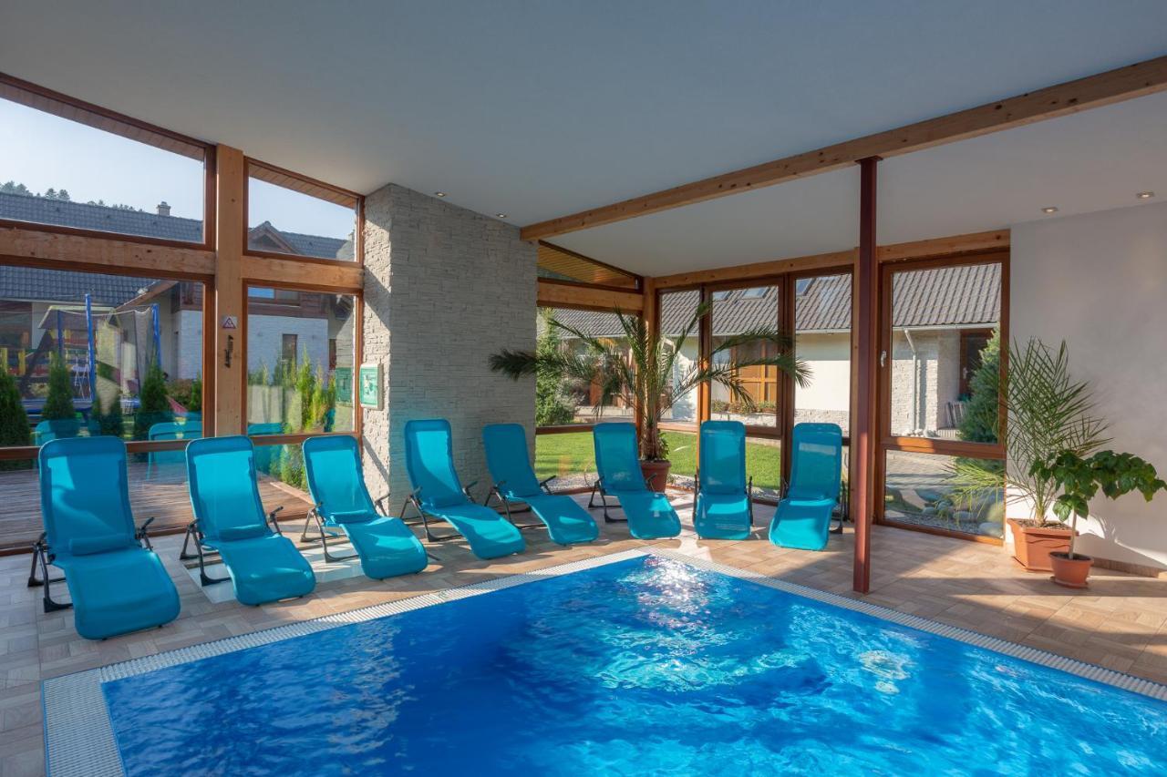 Apartmany A Studia Villa Flora Liptovská Sielnica المظهر الخارجي الصورة
